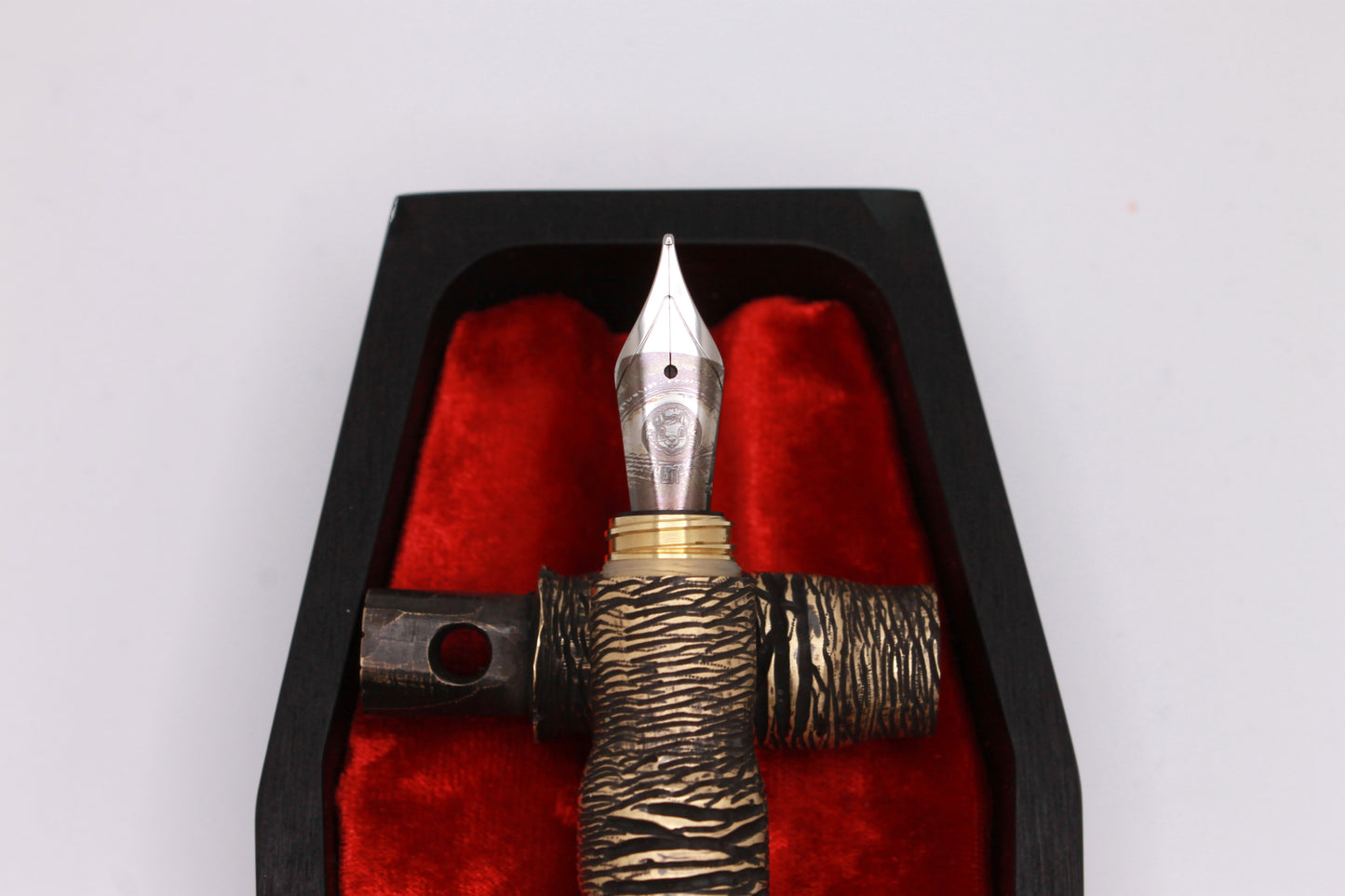 Monster Finger Fountain Pen #8 - Brass